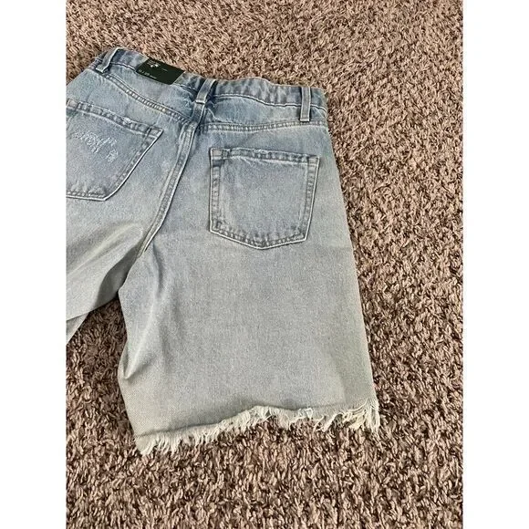 NWT Wild Fable Women's high rise Bermuda cut off Jean shorts size 0 - Picture 9 of 9